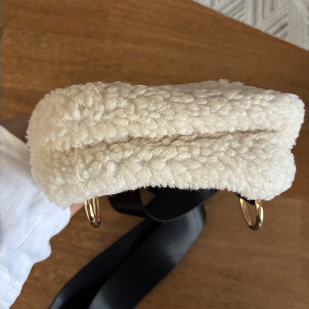 Fleece Sling Bag Crossbody, Sherpa for Women, with Adjustable Strap, - Picture 6 of 6